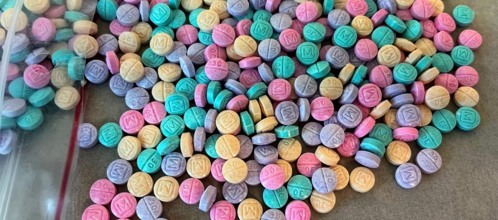 Counterfeit Colored Pills Circulating in Arizona Communities